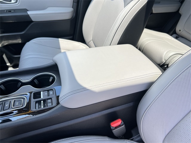 used 2024 Honda Pilot car, priced at $44,930