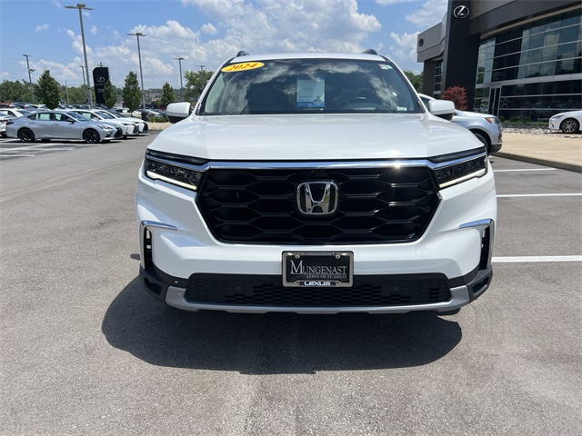 used 2024 Honda Pilot car, priced at $44,930