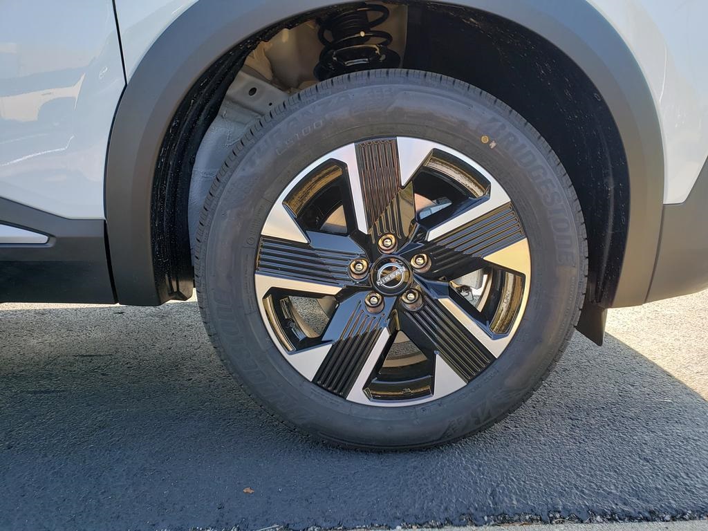 new 2026 Nissan Kicks car, priced at $26,827