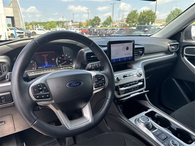 used 2023 Ford Explorer car, priced at $33,349