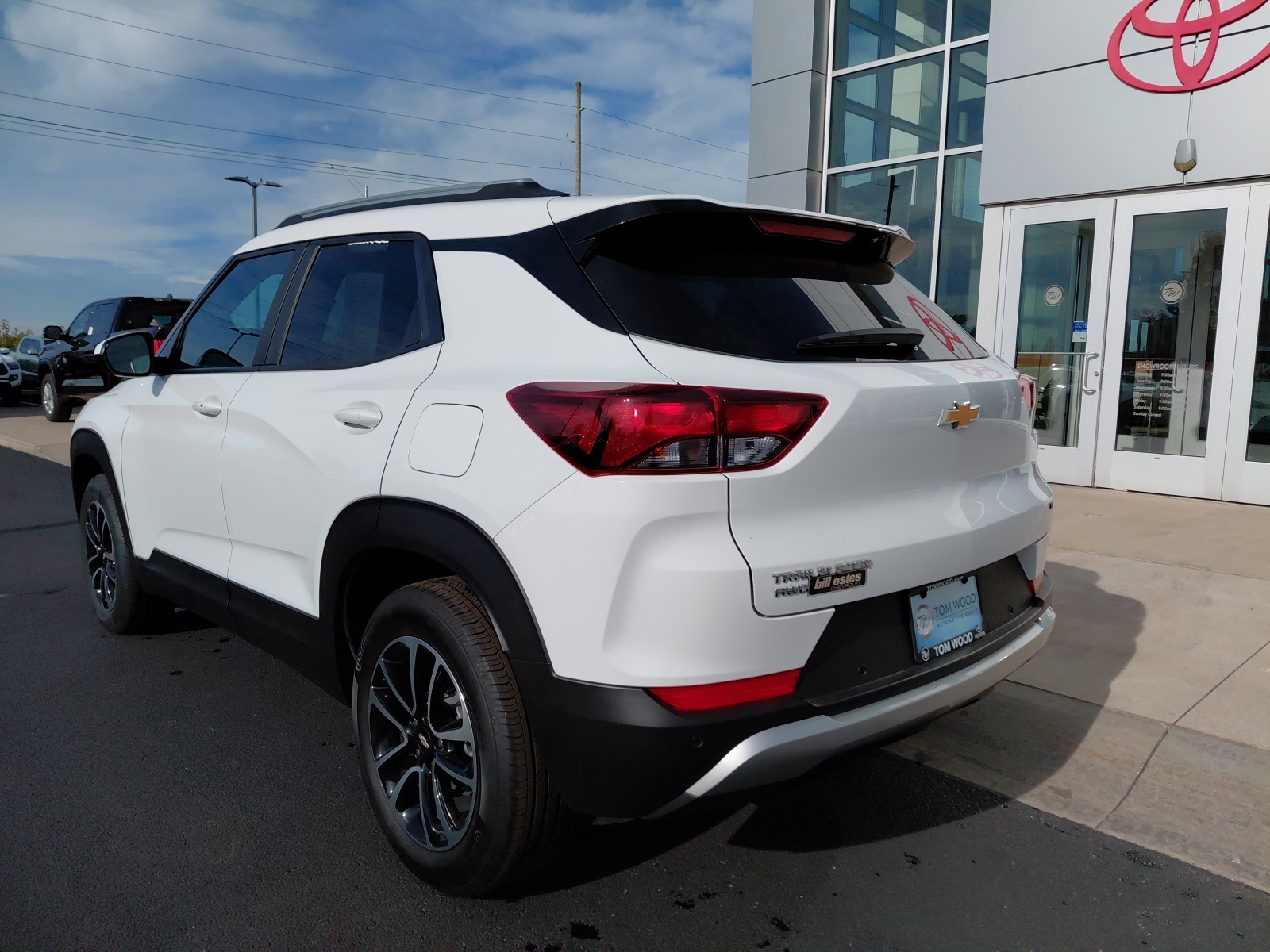 used 2025 Chevrolet TrailBlazer car, priced at $22,610