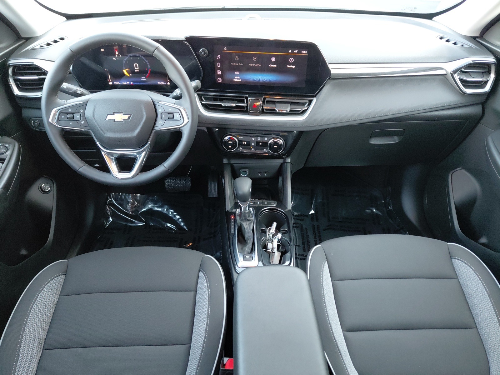 used 2025 Chevrolet TrailBlazer car, priced at $22,610