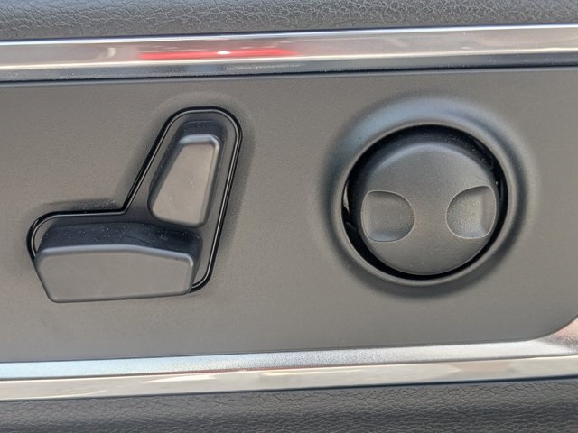 new 2025 Ram 1500 car, priced at $60,015