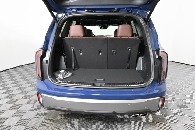 new 2025 Kia Telluride car, priced at $47,633
