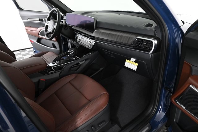 new 2025 Kia Telluride car, priced at $47,633