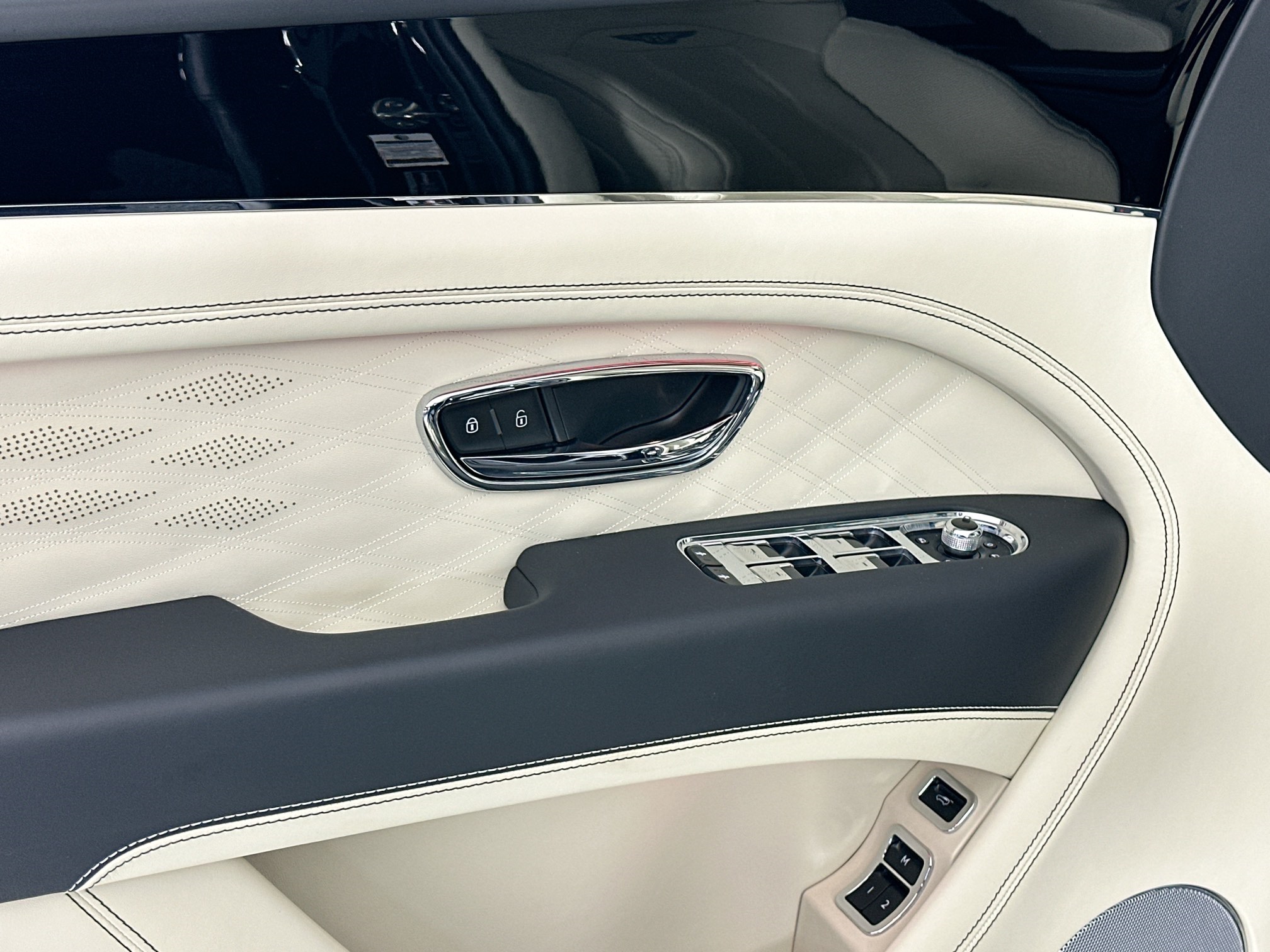 used 2025 Bentley Bentayga car, priced at $234,998