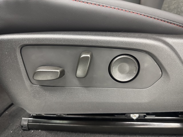 new 2025 Chevrolet Colorado car, priced at $43,000