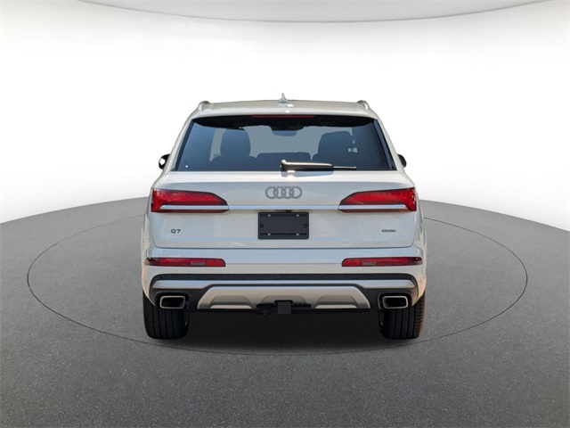 new 2025 Audi Q7 car, priced at $71,450