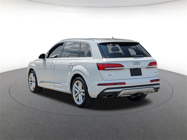 new 2025 Audi Q7 car, priced at $71,450