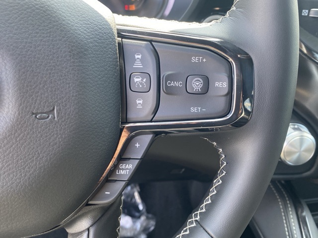 new 2025 Ram 1500 car, priced at $70,382