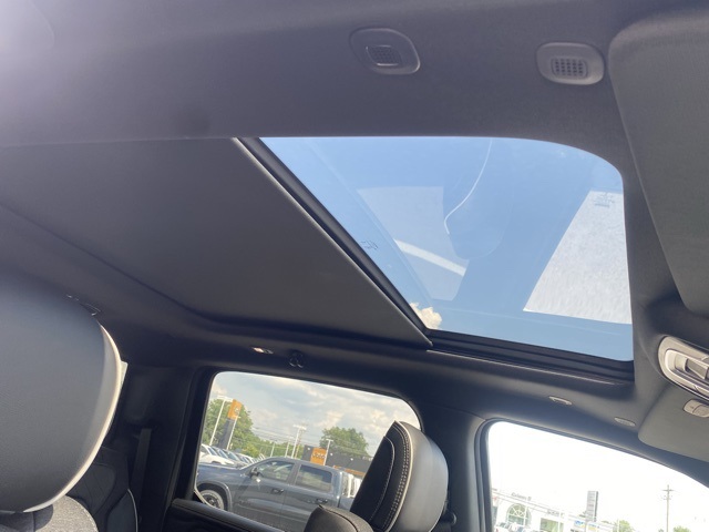 new 2025 Ram 1500 car, priced at $70,382