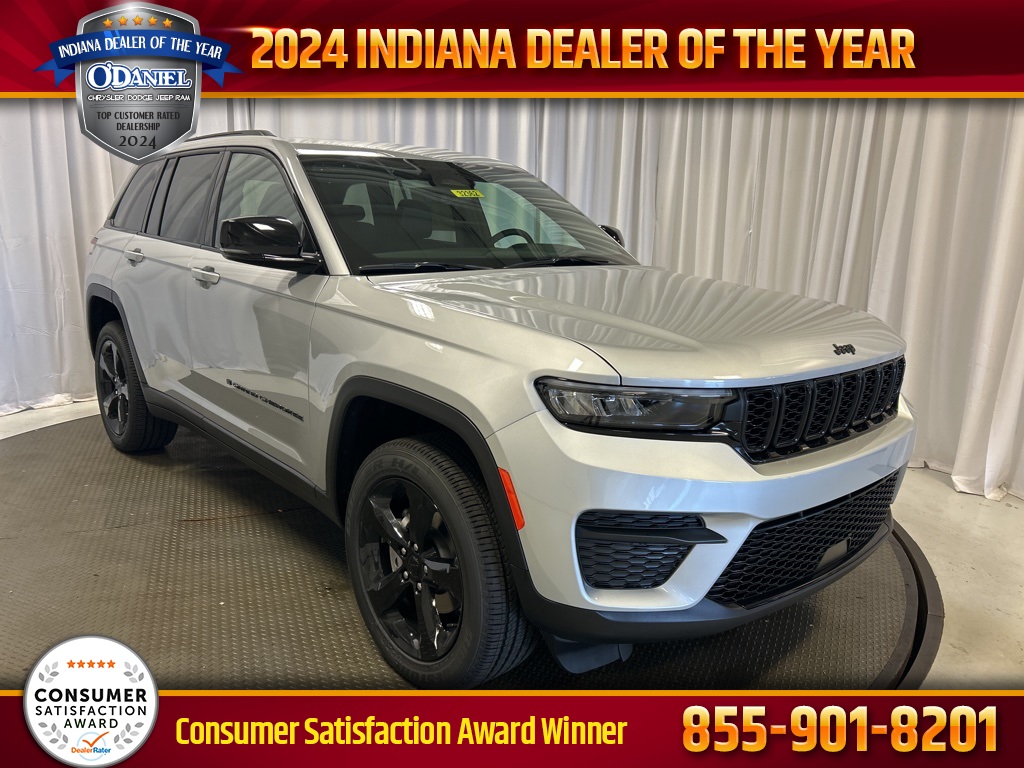 new 2025 Jeep Grand Cherokee car, priced at $49,370