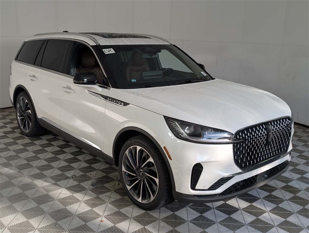 new 2025 Lincoln Aviator car, priced at $74,126