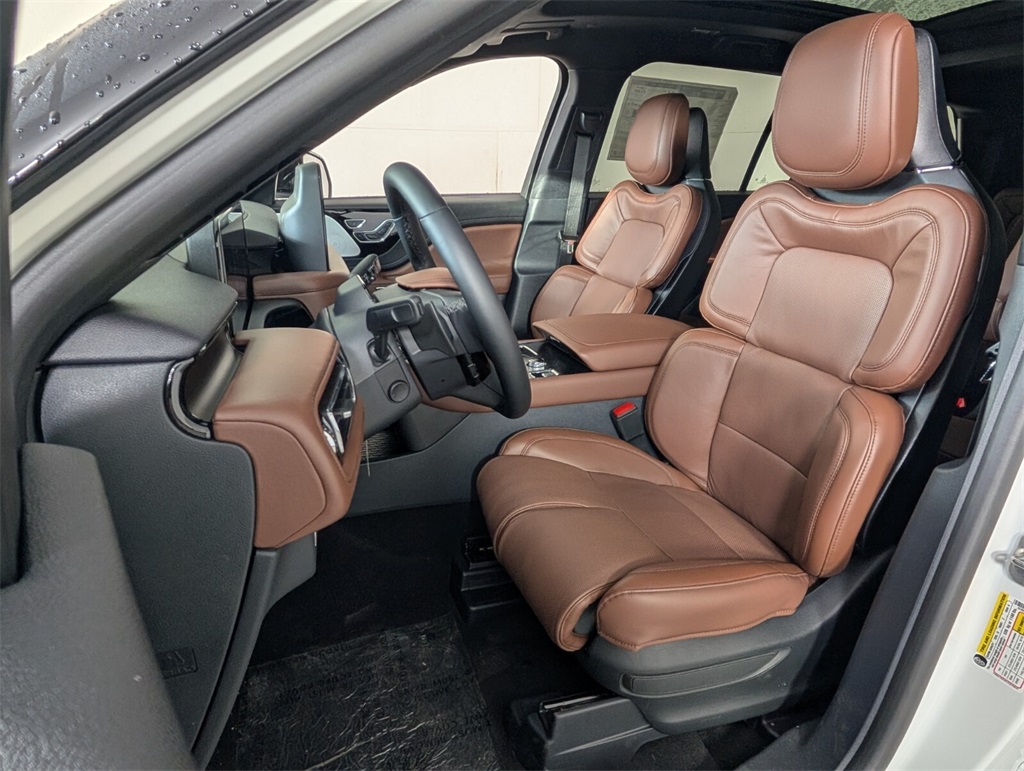 new 2025 Lincoln Aviator car, priced at $74,126