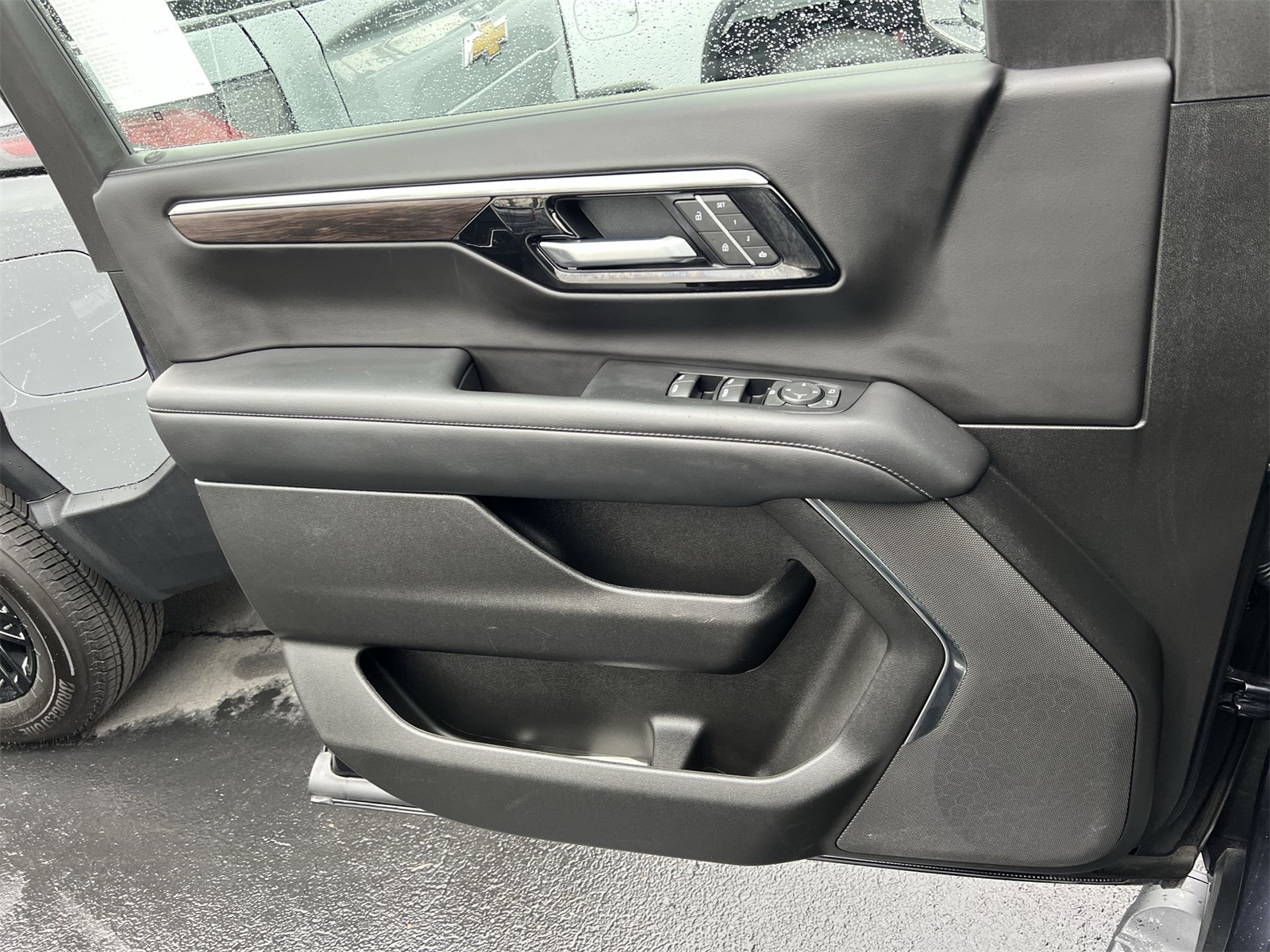 used 2025 Chevrolet Tahoe car, priced at $69,991