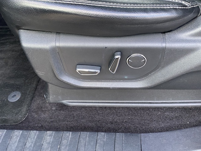 used 2017 Ford F-150 car, priced at $27,553