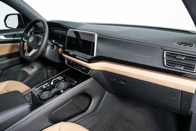 new 2026 Volkswagen Atlas Cross Sport car, priced at $54,567