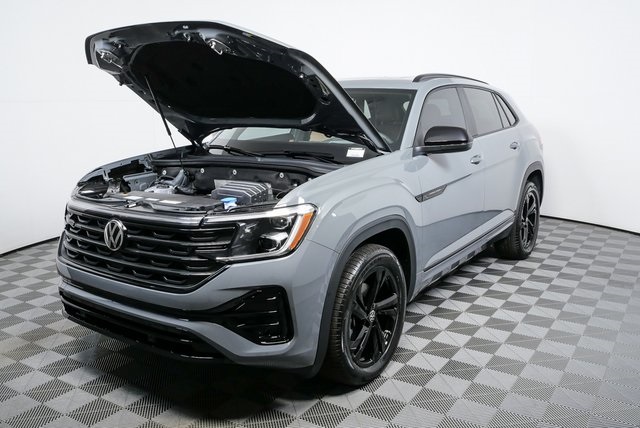 new 2026 Volkswagen Atlas Cross Sport car, priced at $54,567