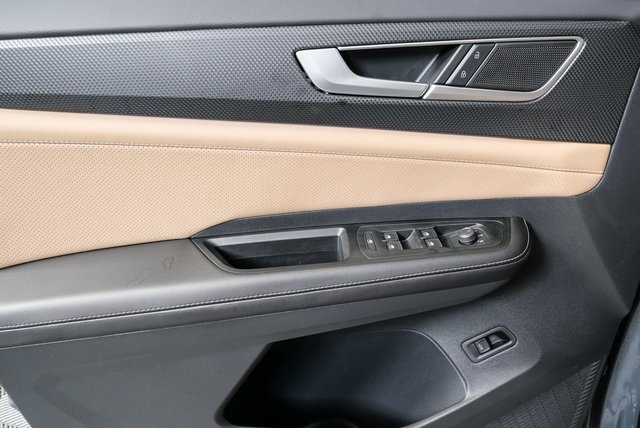 new 2026 Volkswagen Atlas Cross Sport car, priced at $54,567