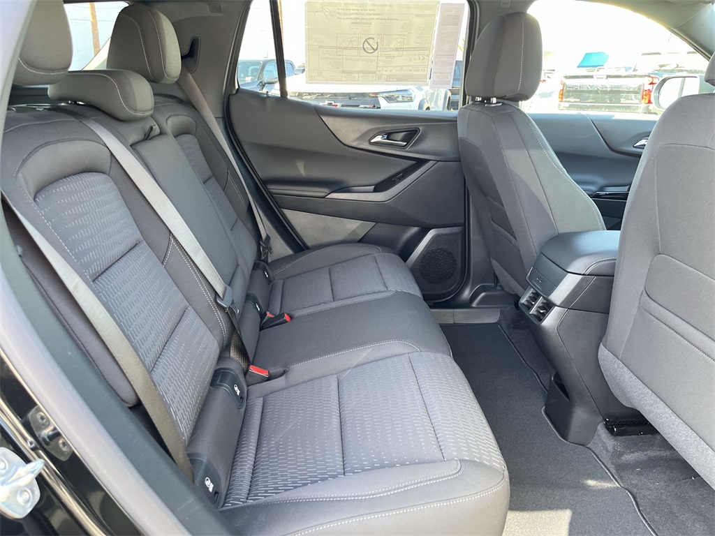 used 2025 Chevrolet Equinox car, priced at $28,450