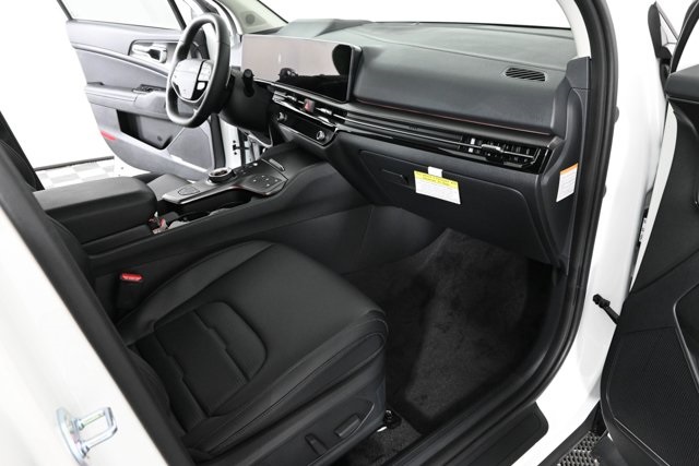 new 2026 Kia Sportage Hybrid car, priced at $43,655