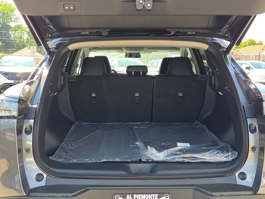 new 2025 Nissan Murano car, priced at $43,715