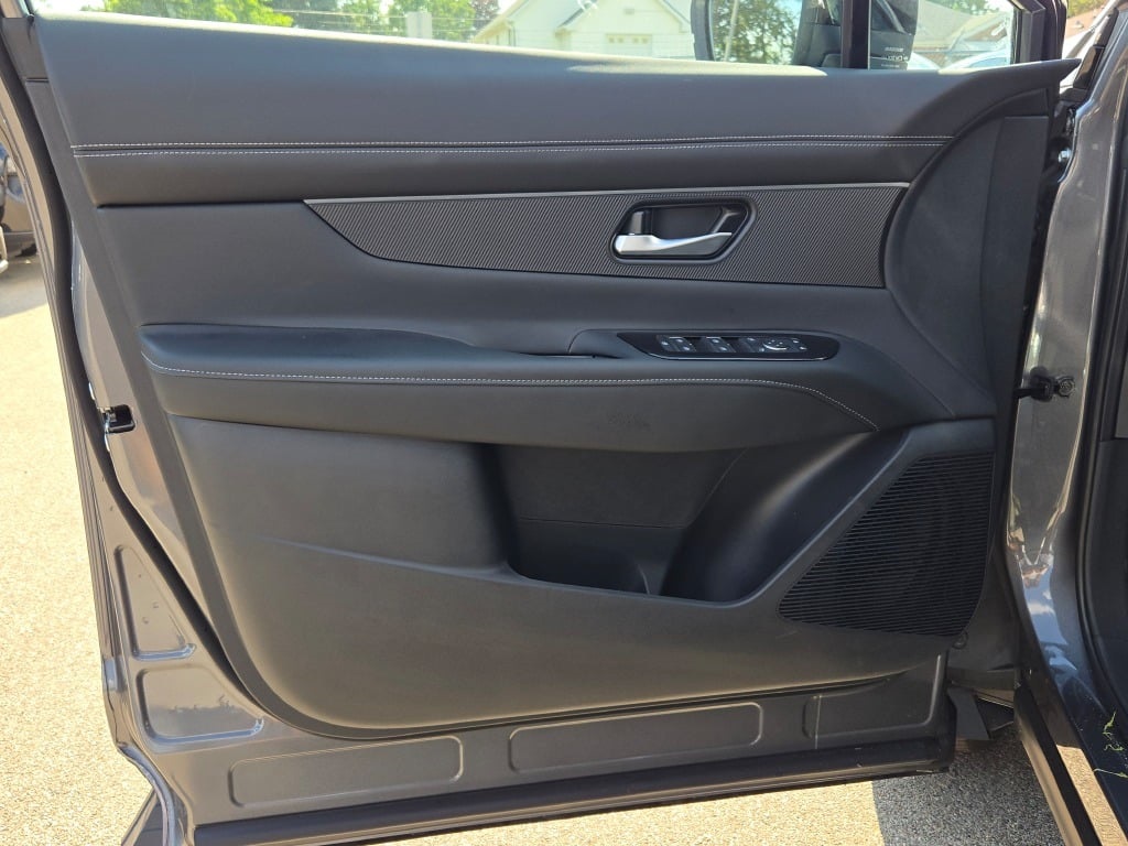 new 2025 Nissan Murano car, priced at $43,715