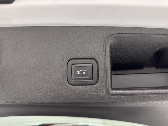 used 2023 GMC Terrain car, priced at $26,988