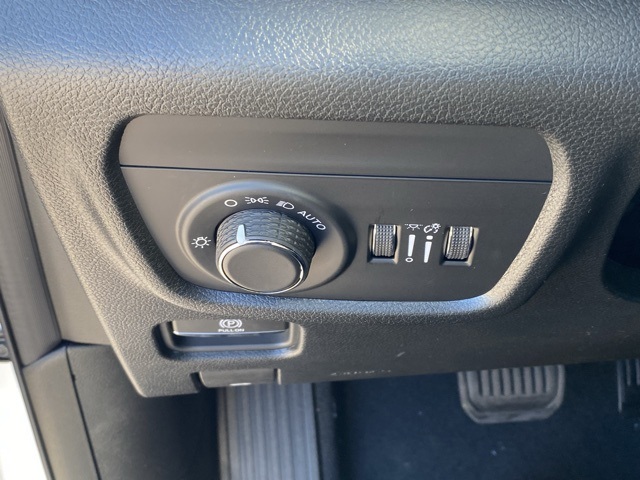 new 2025 Jeep Grand Cherokee car, priced at $34,343