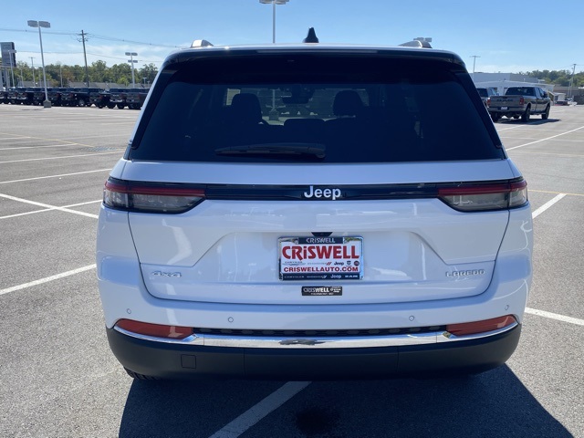 new 2025 Jeep Grand Cherokee car, priced at $34,343