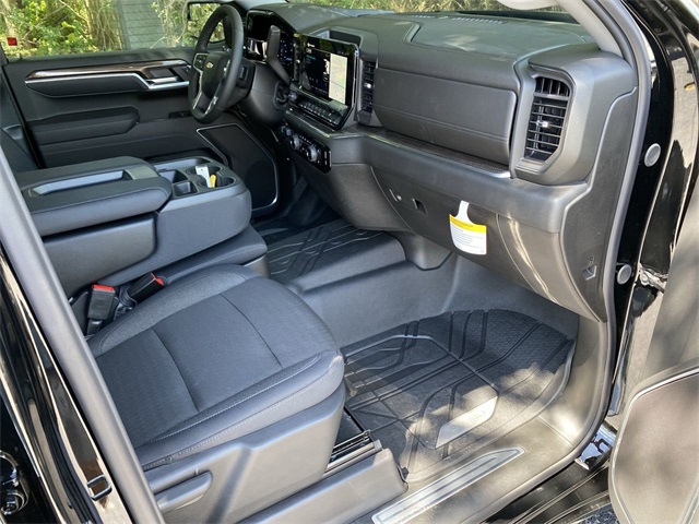 new 2025 Chevrolet Silverado 1500 car, priced at $47,695