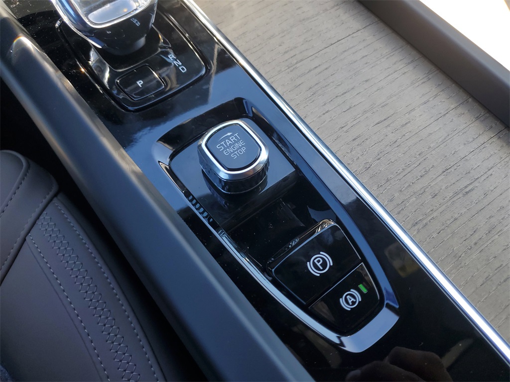 new 2026 Volvo XC60 car, priced at $54,985