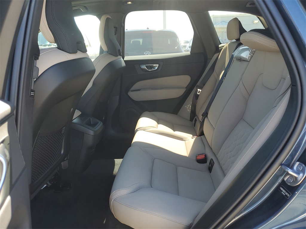 new 2026 Volvo XC60 car, priced at $54,985