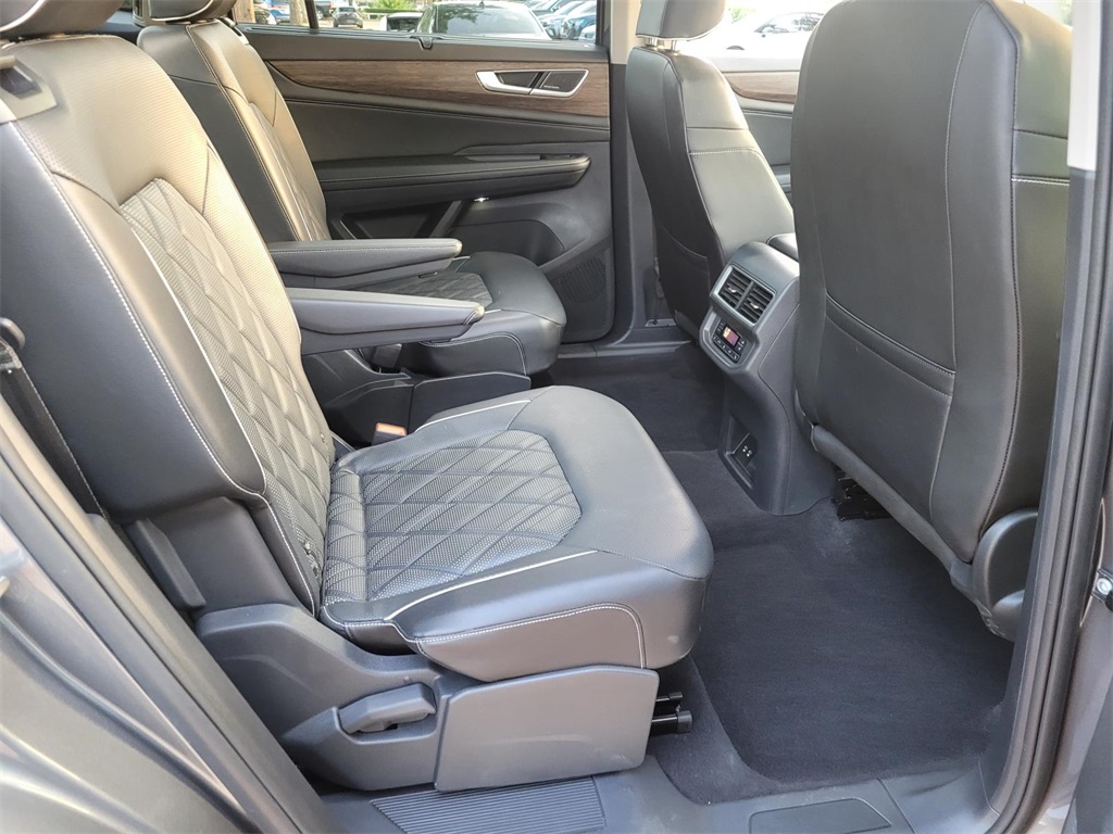 used 2024 Volkswagen Atlas car, priced at $39,890