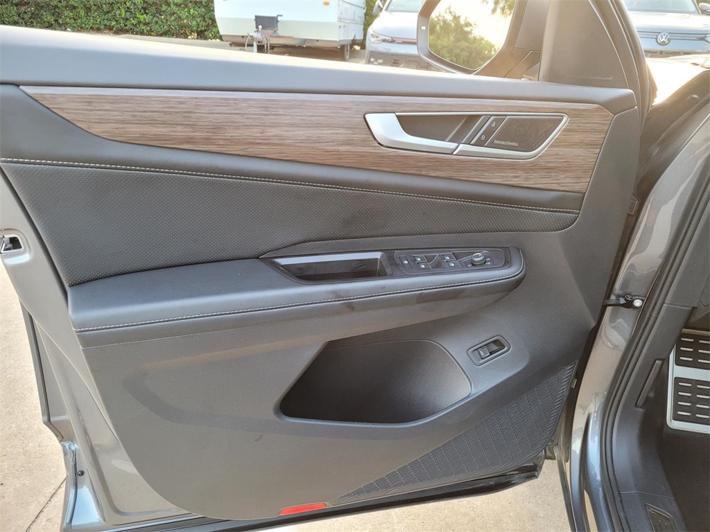 used 2024 Volkswagen Atlas car, priced at $39,890
