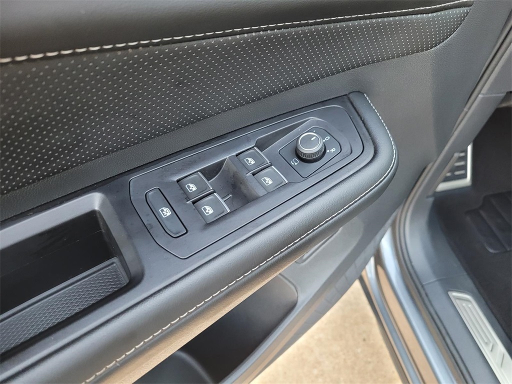 used 2024 Volkswagen Atlas car, priced at $39,890