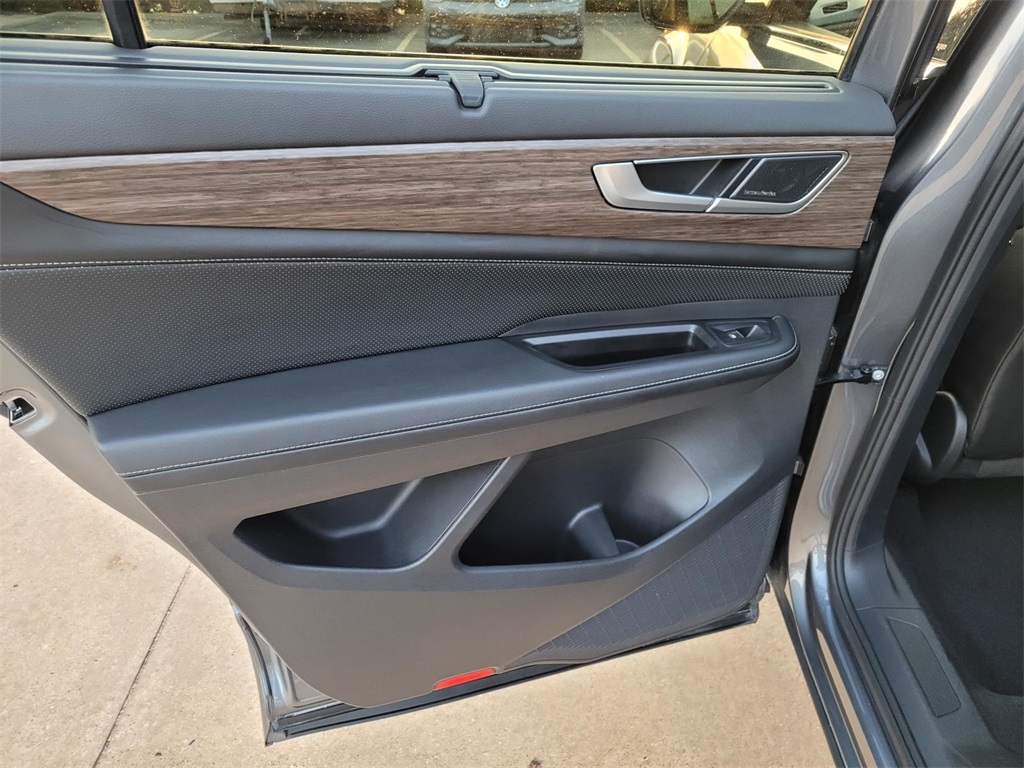 used 2024 Volkswagen Atlas car, priced at $39,890