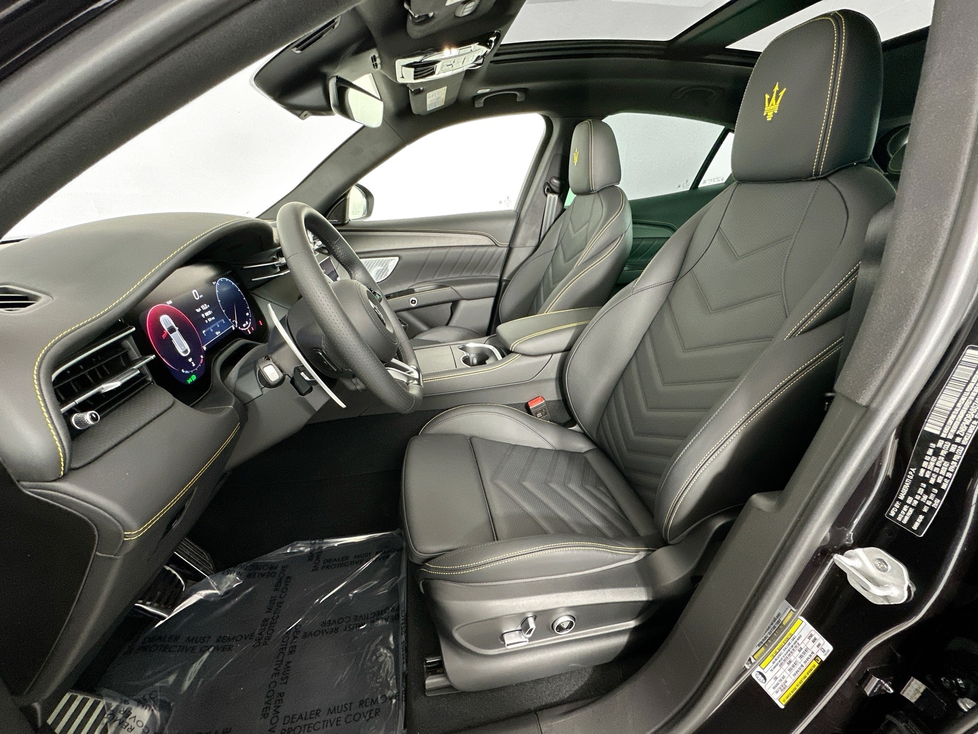 new 2025 Maserati Grecale car, priced at $96,955