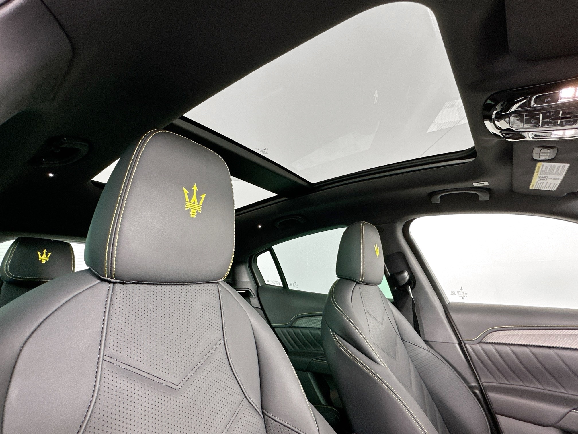 new 2025 Maserati Grecale car, priced at $96,955