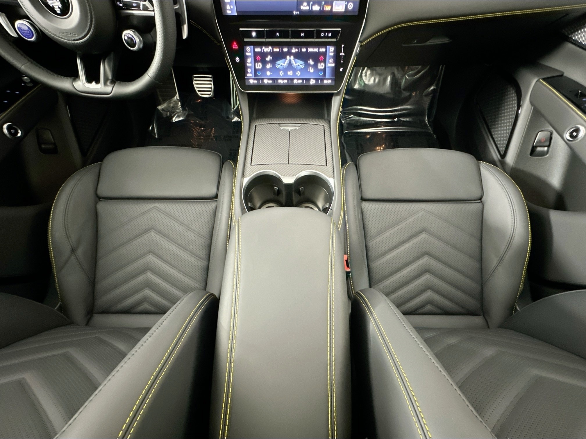 new 2025 Maserati Grecale car, priced at $96,955