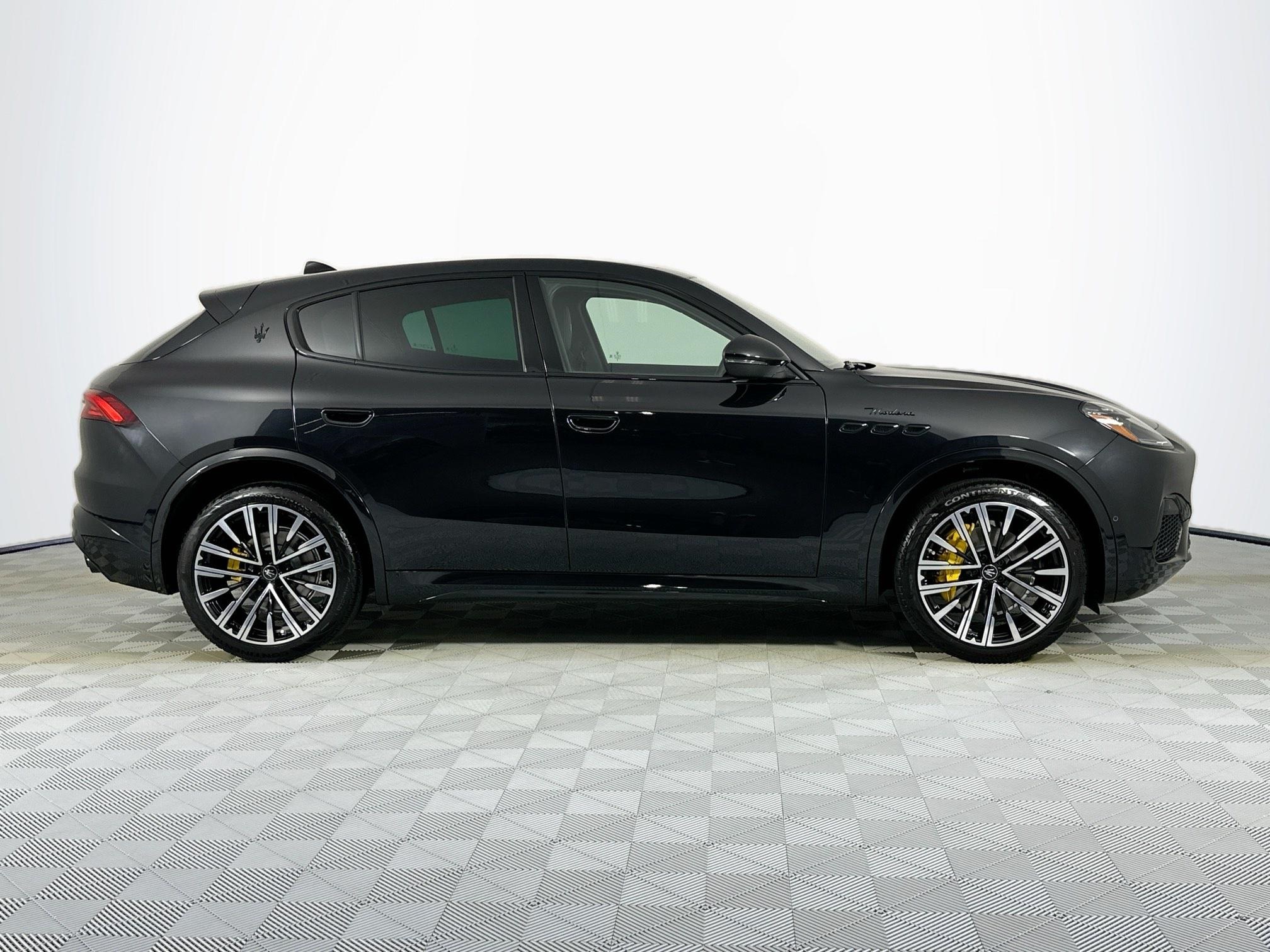 new 2025 Maserati Grecale car, priced at $96,955