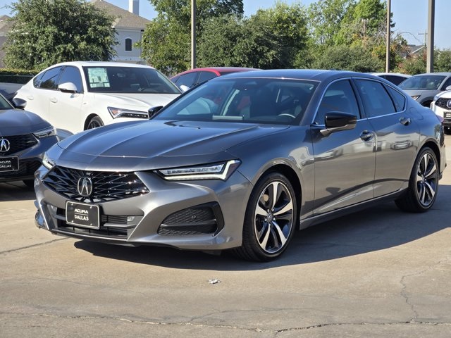 used 2025 Acura TLX car, priced at $40,900
