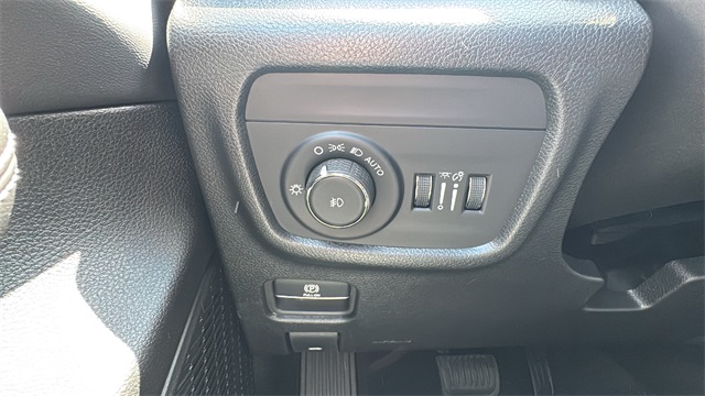 new 2025 Jeep Grand Cherokee car, priced at $48,340