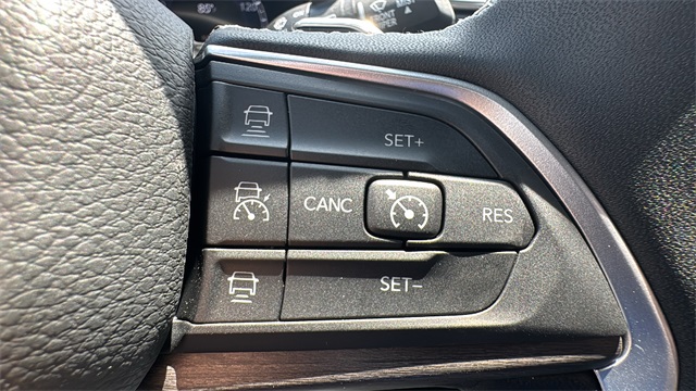 new 2025 Jeep Grand Cherokee car, priced at $48,340