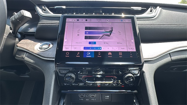 new 2025 Jeep Grand Cherokee car, priced at $48,340