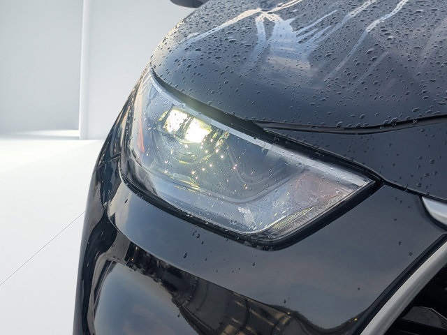 used 2024 Toyota Highlander car, priced at $37,002