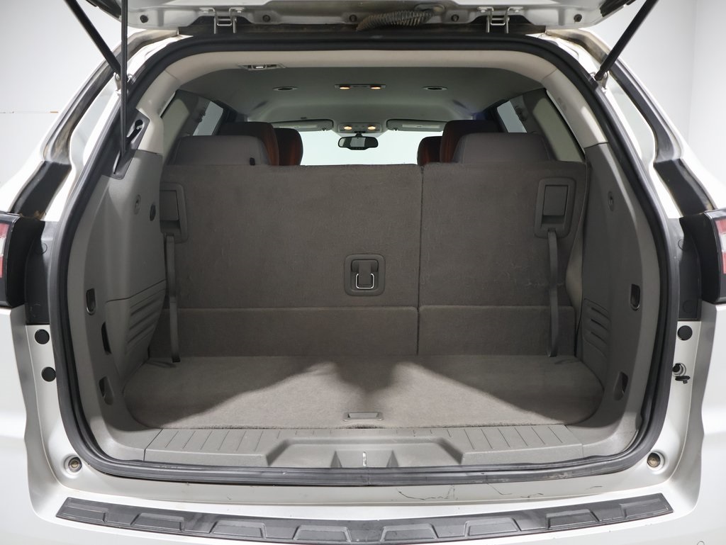 used 2016 Chevrolet Traverse car, priced at $9,000