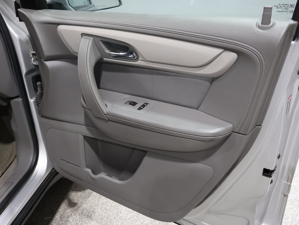 used 2016 Chevrolet Traverse car, priced at $9,000