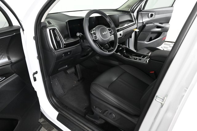 new 2025 Kia Sorento car, priced at $37,048