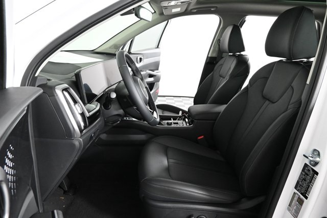 new 2025 Kia Sorento car, priced at $37,048